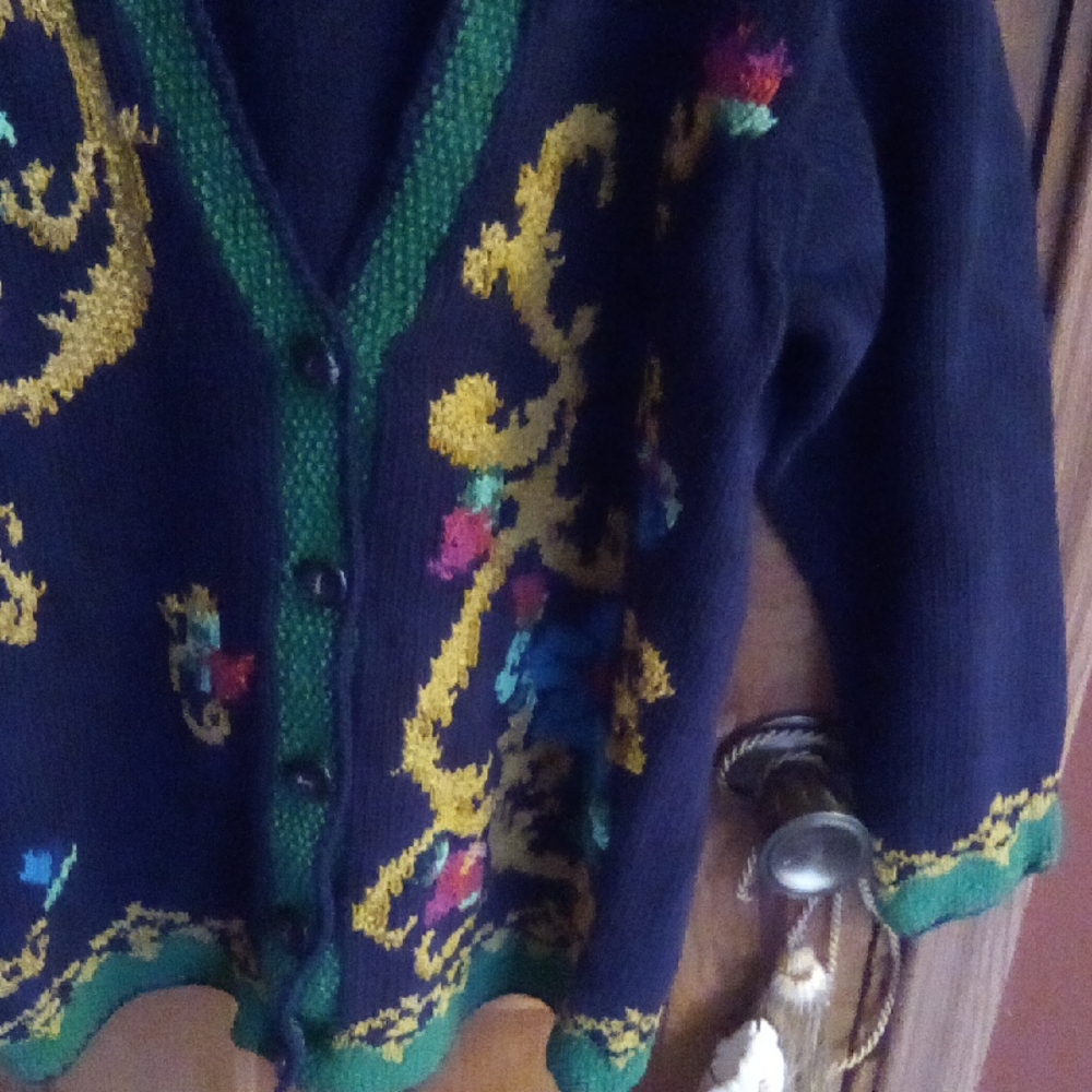 Liz Claiborne Floral Embroidered V-Neck Sweater - Picture 5 of 11